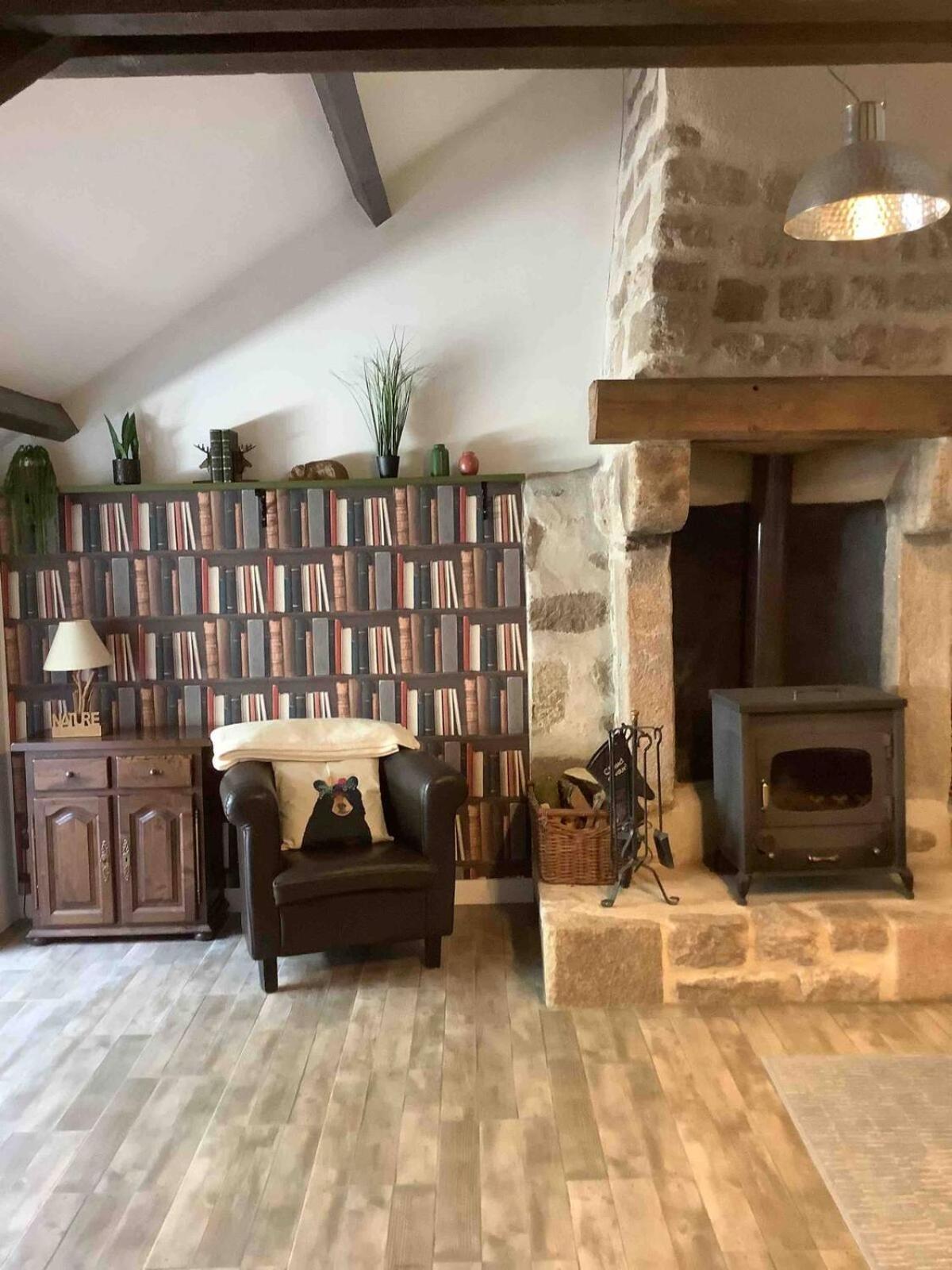 Woodland Cottage Faux-la-Montagne エクステリア 写真